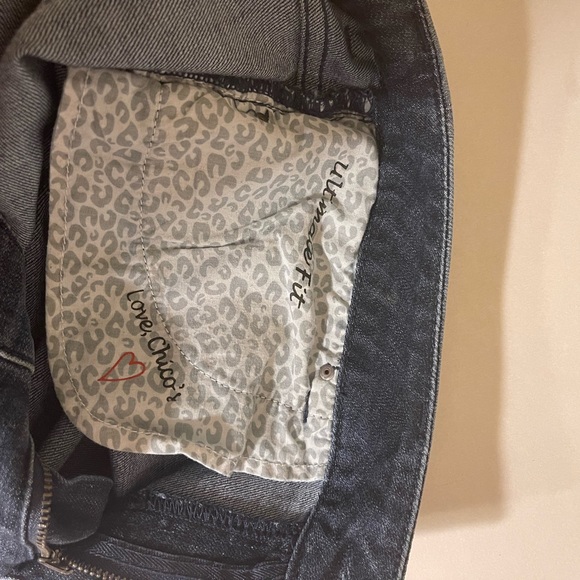 Walk with confidence with this pants size 0 (4s) - Picture 4 of 5